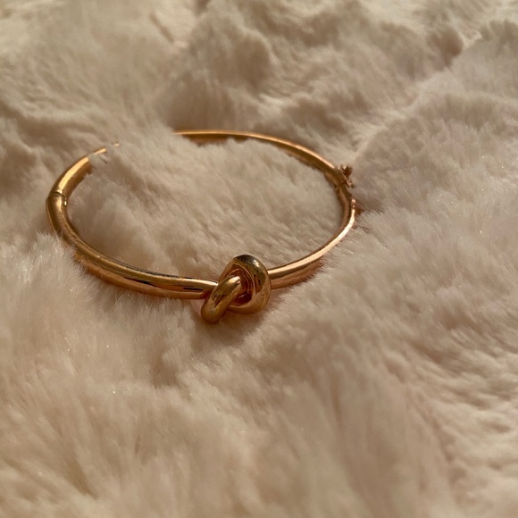 Rose Gold Knot Bangle Bracelet